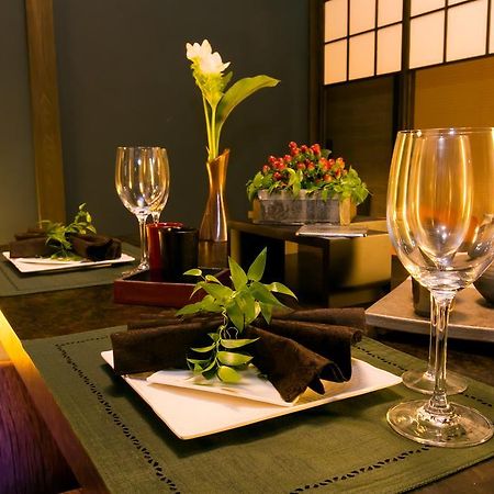 Hosta Nijo Aoi Villa Kyoto Exterior foto